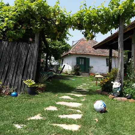 Gajica Konak-orasac Hébergement de vacances *